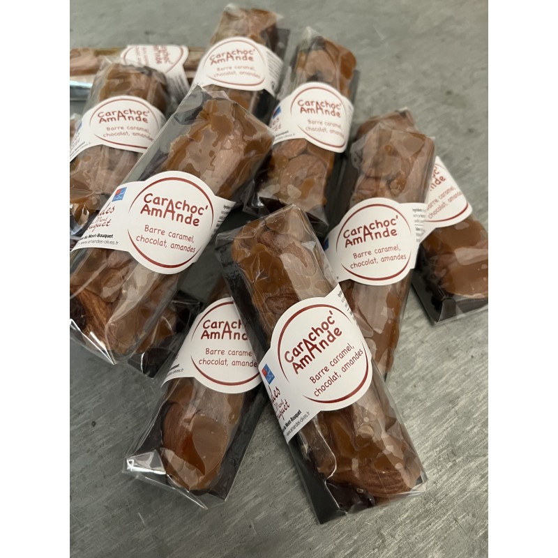 Carachoc amandes 40g - barre caramel tendre, chocolat noir et amandes Carachoc amandes 40g - barre caramel tendre, chocolat noir et amandes